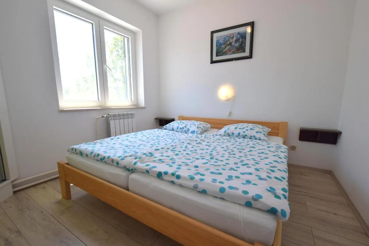 Holiday Home Nikola Malinska 0*,